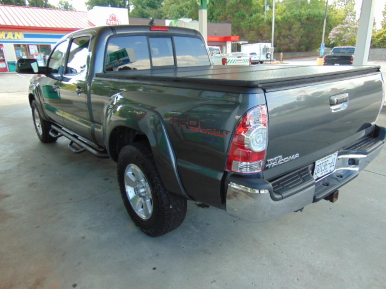 Toyota Tacoma  2015