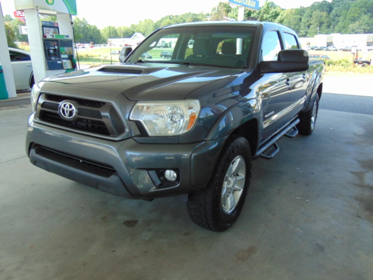 Toyota Tacoma  2015