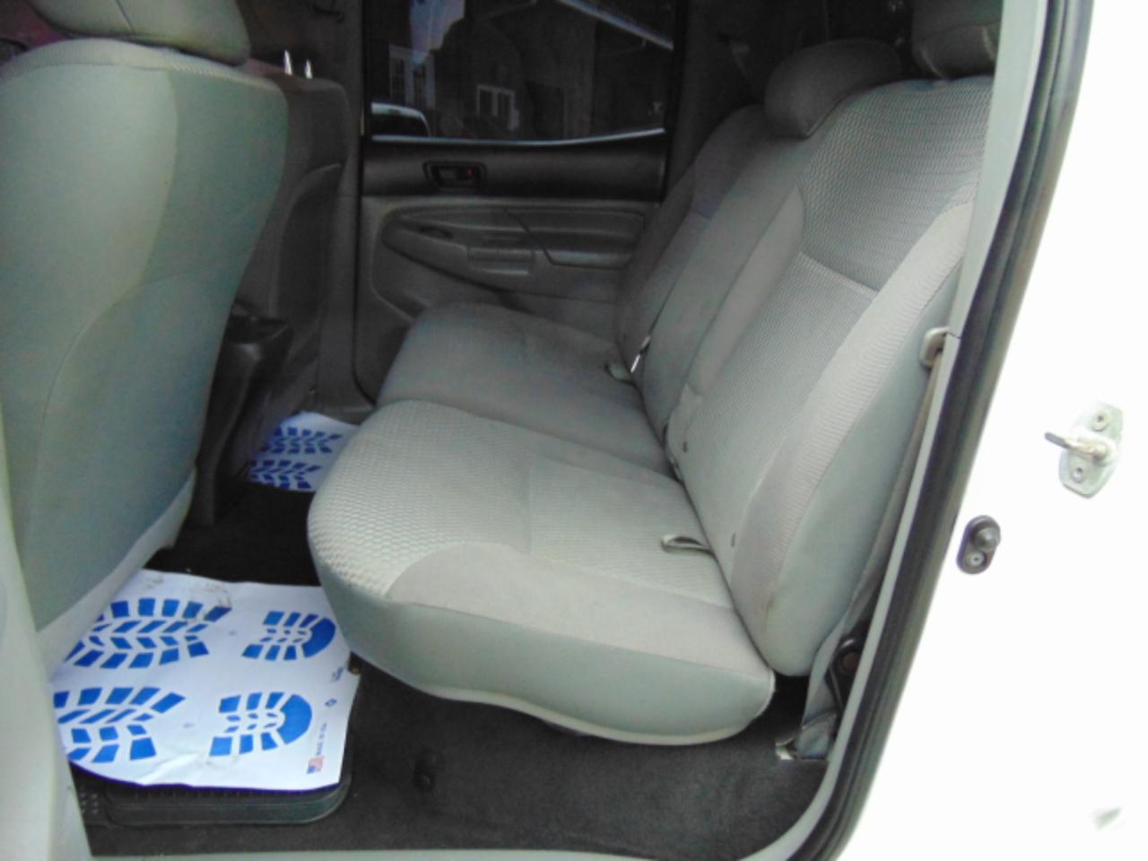 Toyota Tacoma Double Cab  2013