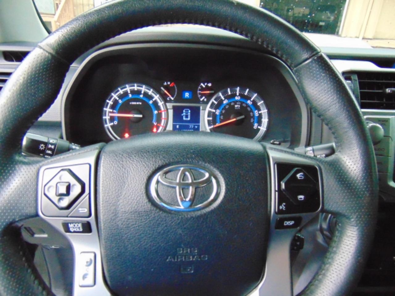 Toyota 4Runner SR5 4WD 2017