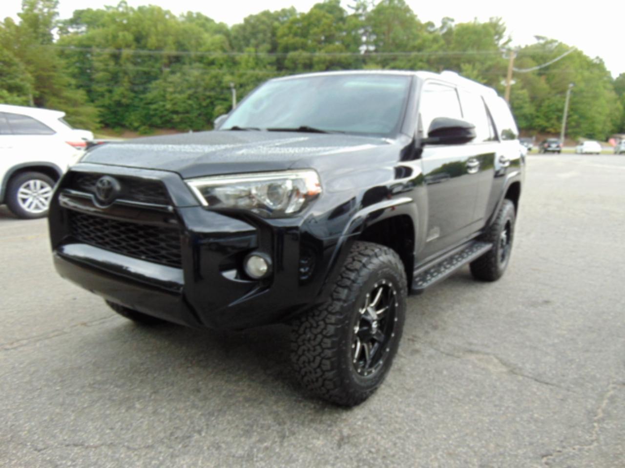 Toyota 4Runner SR5 4WD 2017