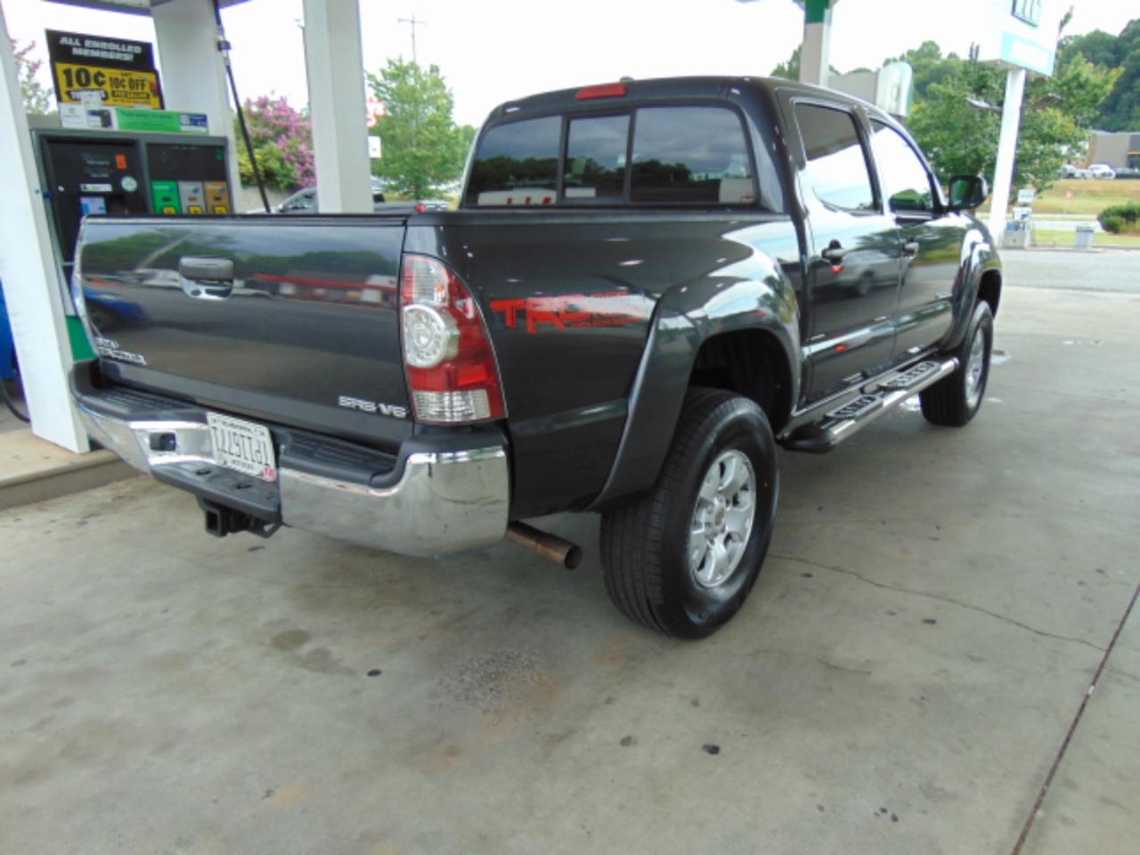Toyota Tacoma Double Cab V6 4WD 2010