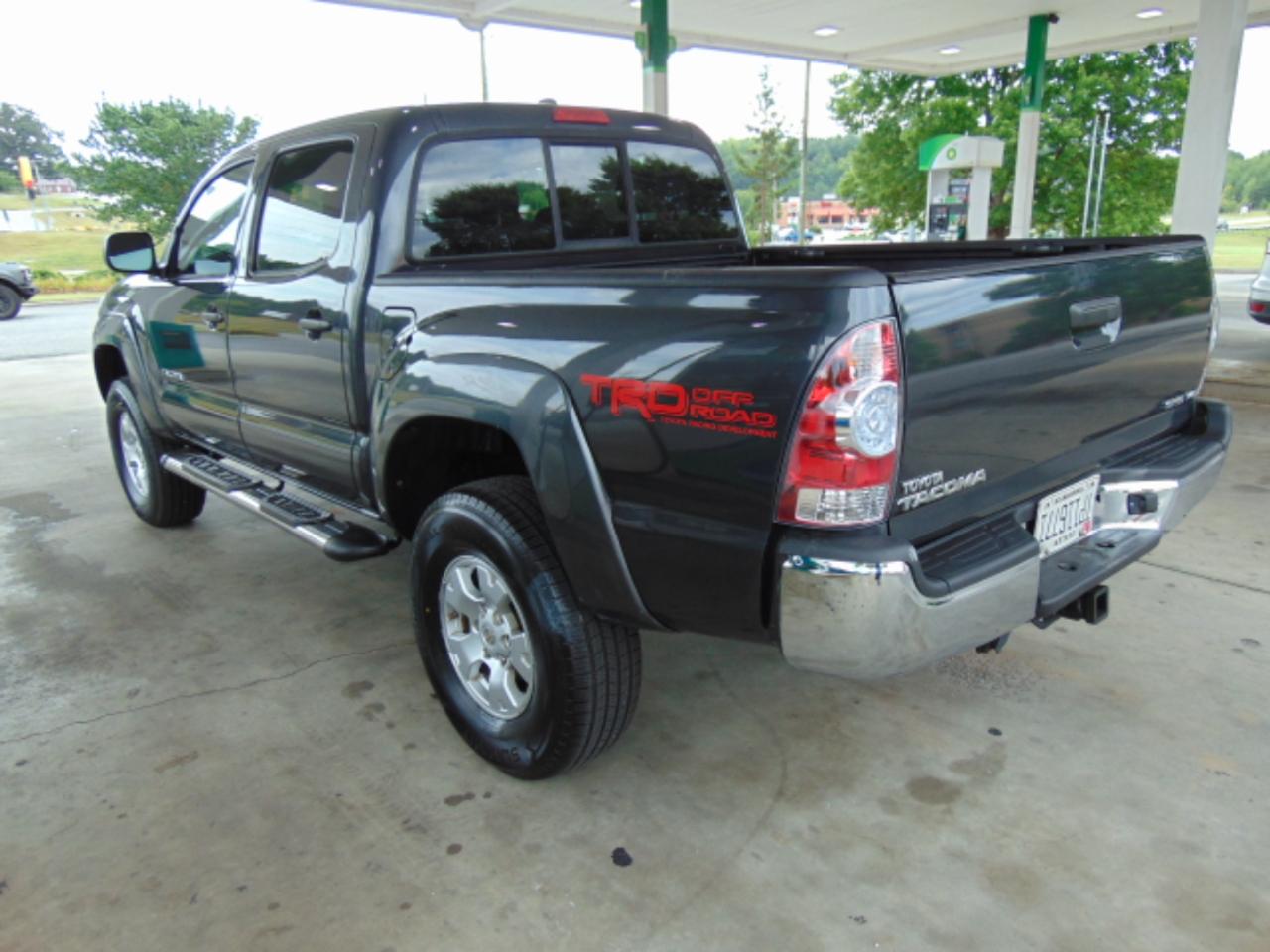 Toyota Tacoma Double Cab V6 4WD 2010