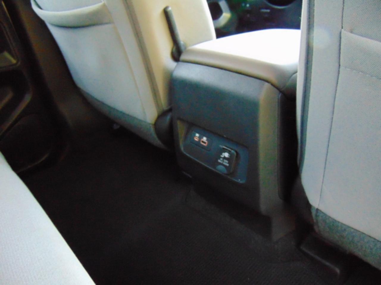 Nissan Frontier SV Crew Cab SWB 4WD 2022