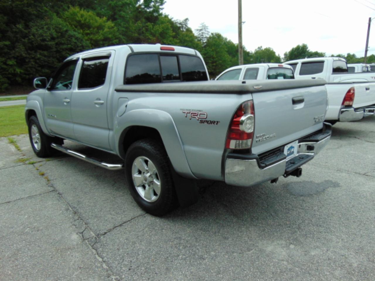 Toyota Tacoma PreRunner Double Cab V6 Auto 2WD 2009