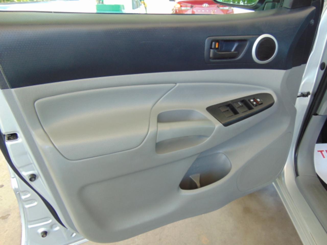 Toyota Tacoma Double Cab V6 4WD 2013