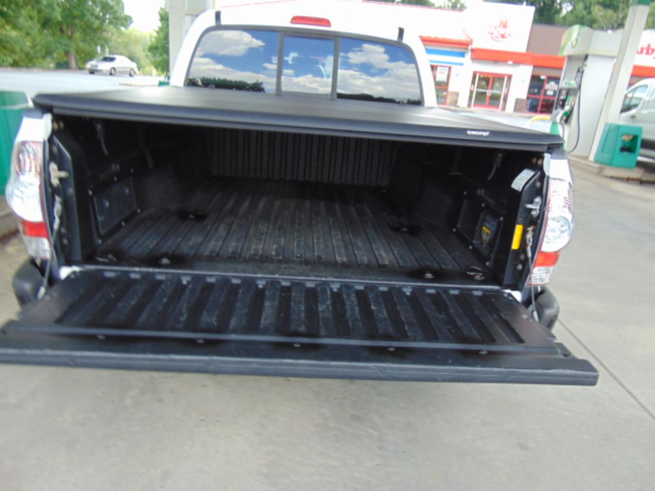 Toyota Tacoma Double Cab V6 5AT 4WD 2014