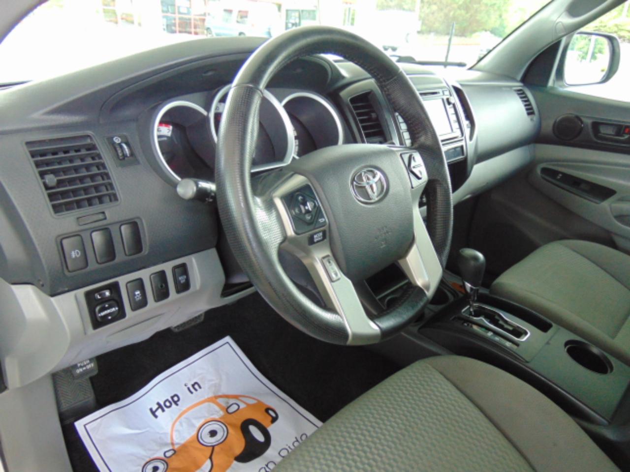 Toyota Tacoma Double Cab V6 5AT 4WD 2014