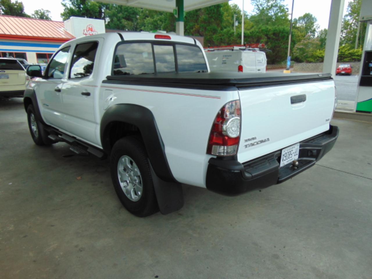 Toyota Tacoma Double Cab V6 5AT 4WD 2014