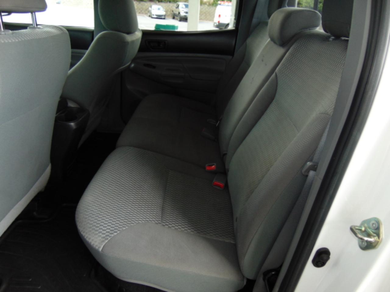 Toyota Tacoma Double Cab V6 5AT 4WD 2014
