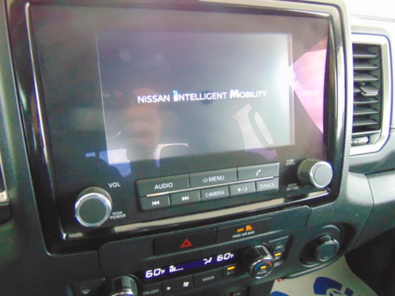 Nissan Frontier SV Crew Cab 4WD 2022