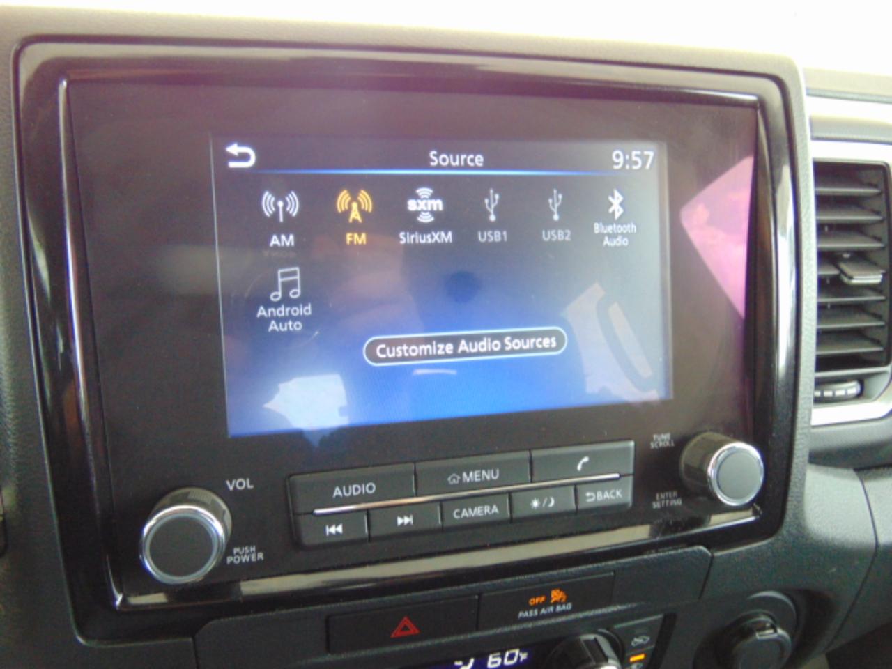 Nissan Frontier SV Crew Cab 4WD 2022