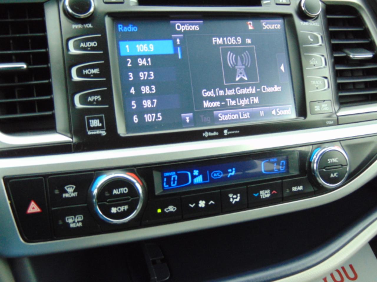 Toyota Highlander Limited FWD V6 2015