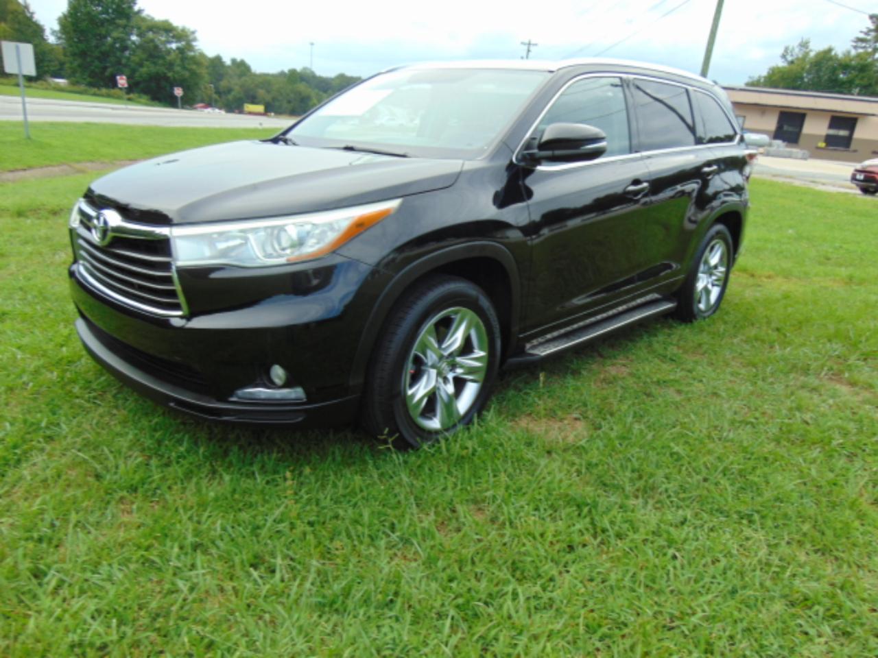 Toyota Highlander Limited FWD V6 2015