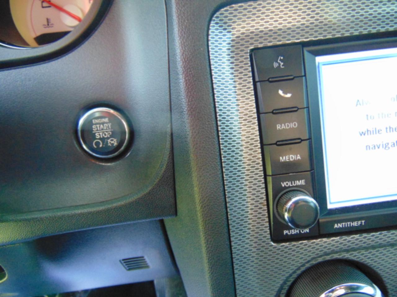 Dodge Challenger R/T 2012