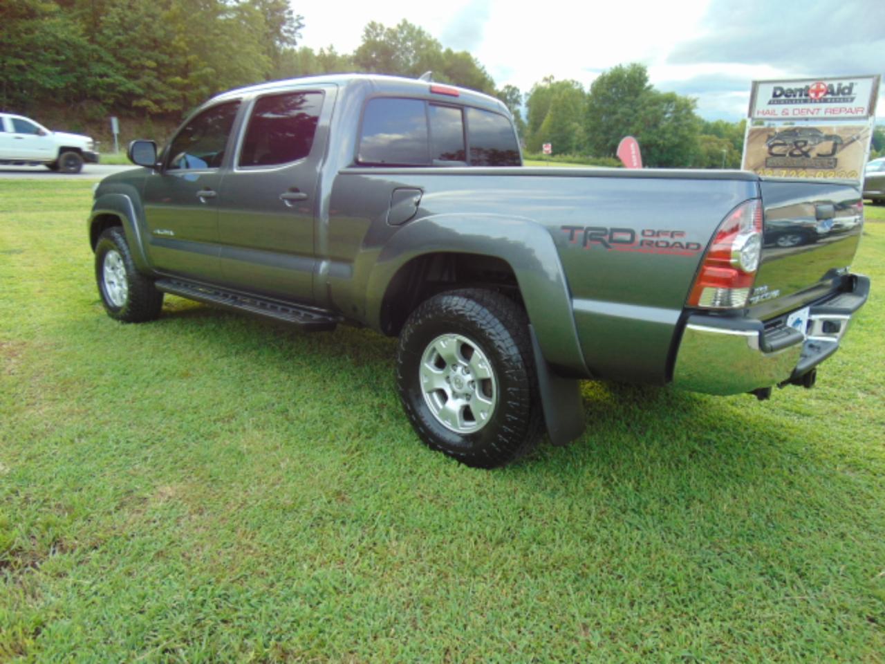 Toyota Tacoma Double Cab Long Bed V6 5AT 4WD 2015