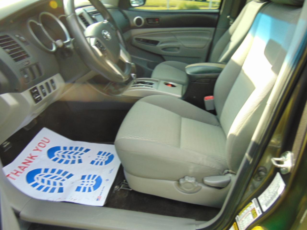 Toyota Tacoma Double Cab Long Bed V6 5AT 4WD 2015