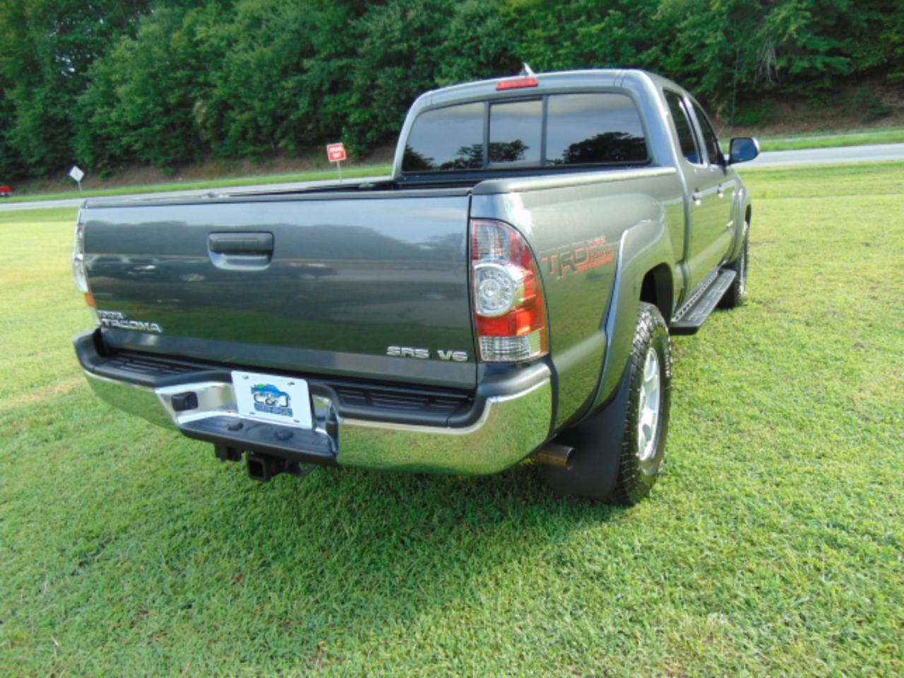 Toyota Tacoma Double Cab Long Bed V6 5AT 4WD 2015