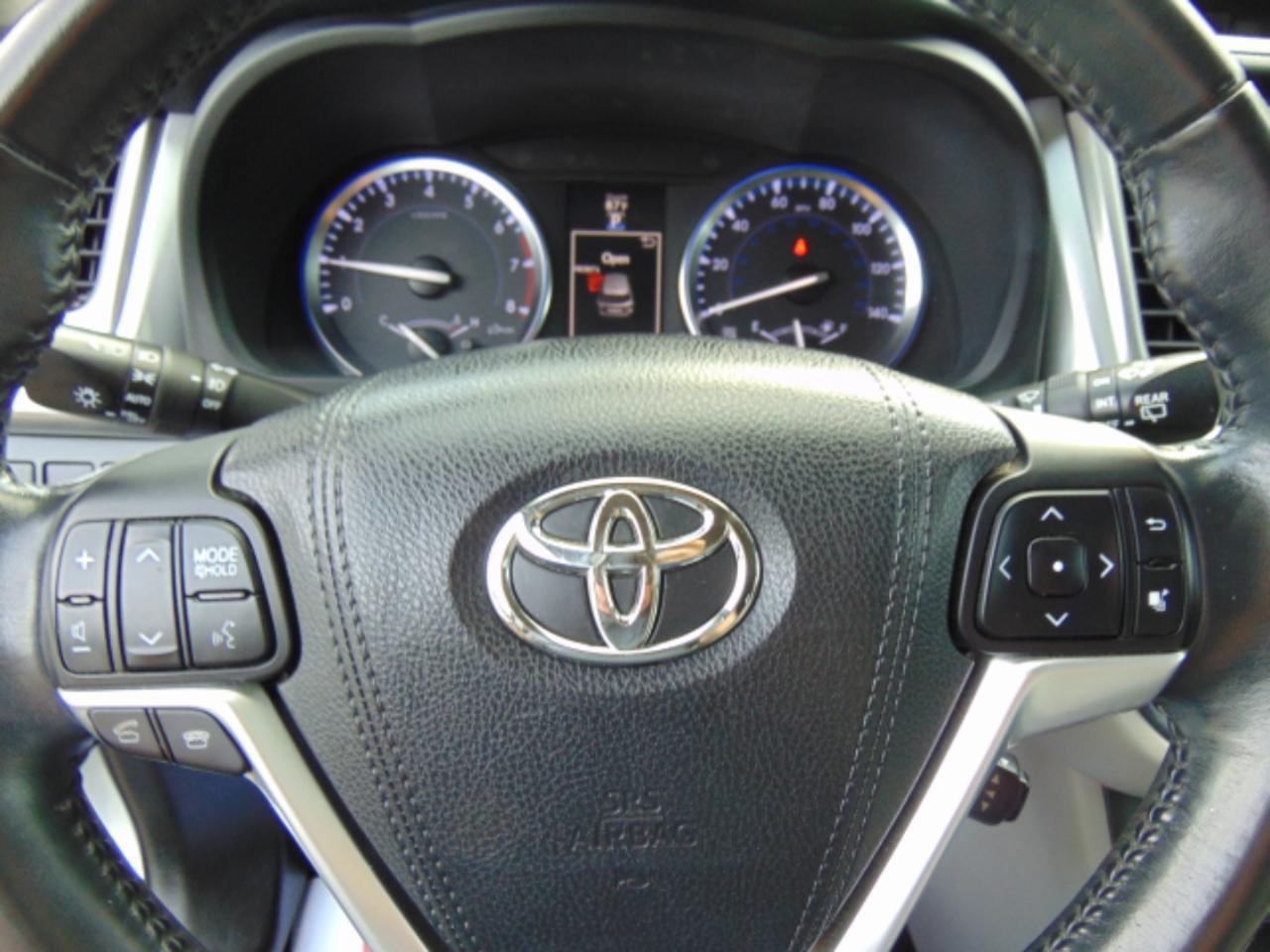 Toyota Highlander Limited AWD V6 2015