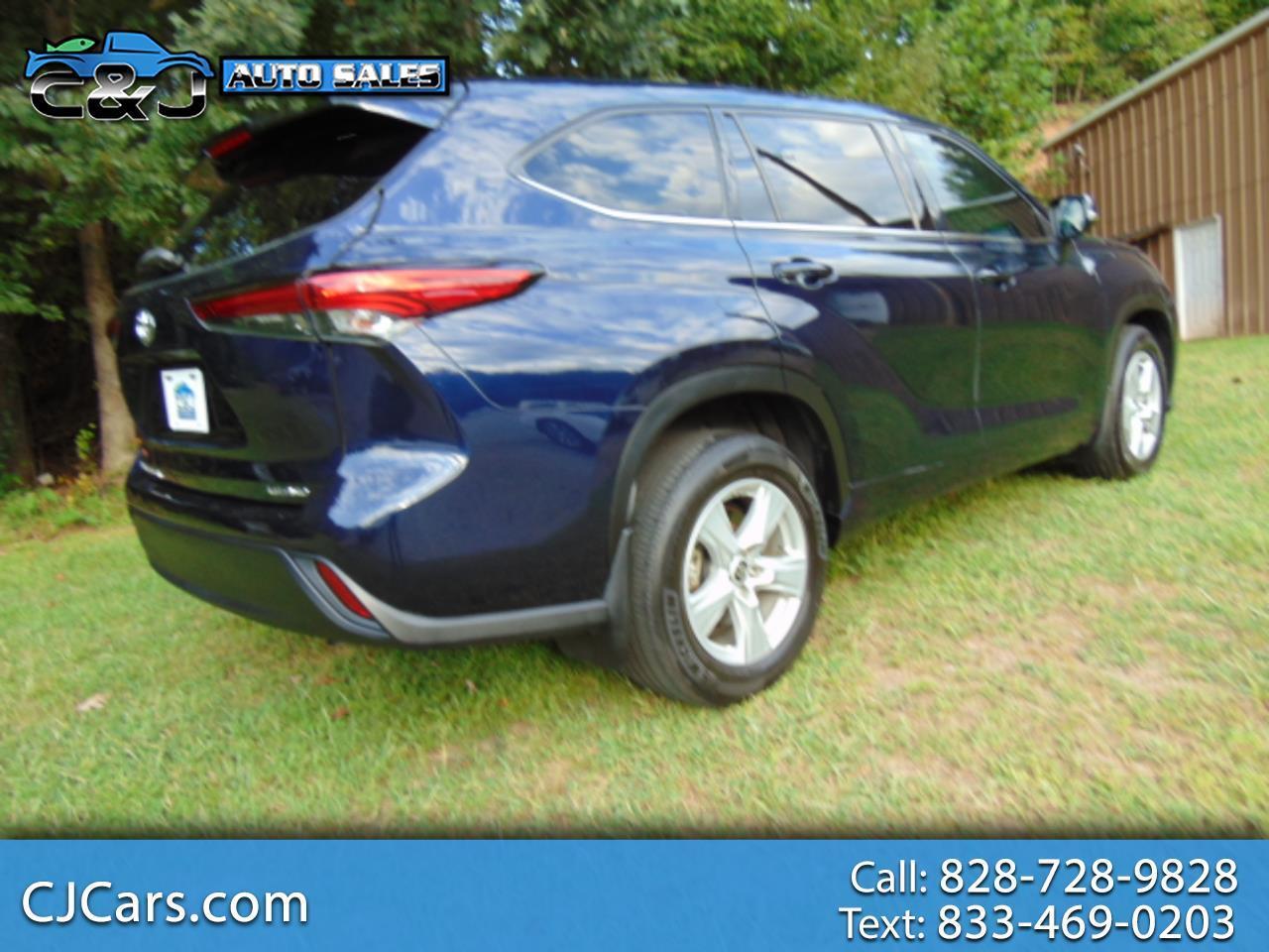 Toyota Highlander LE AWD V6 2021