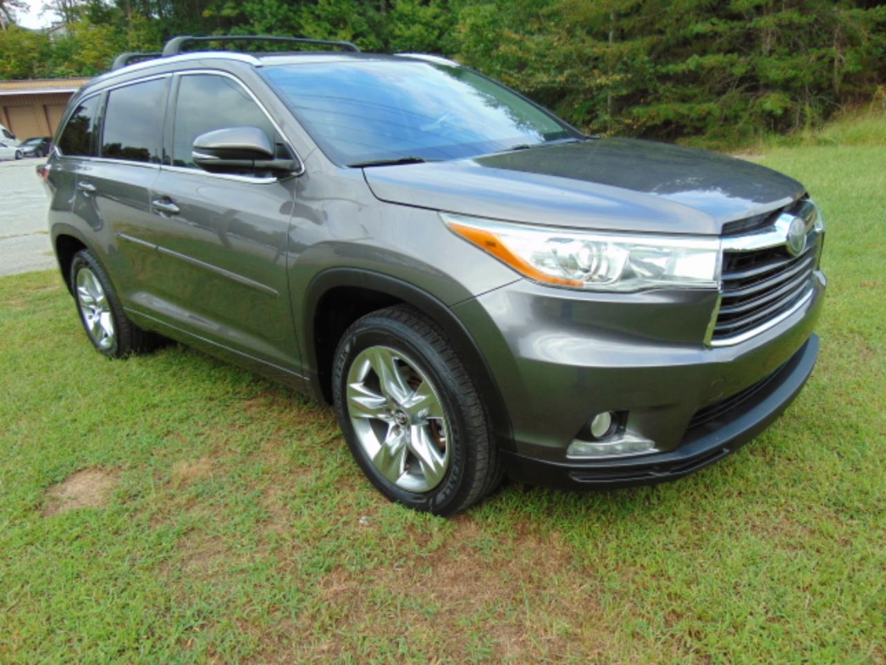 Toyota Highlander Limited FWD V6 2016