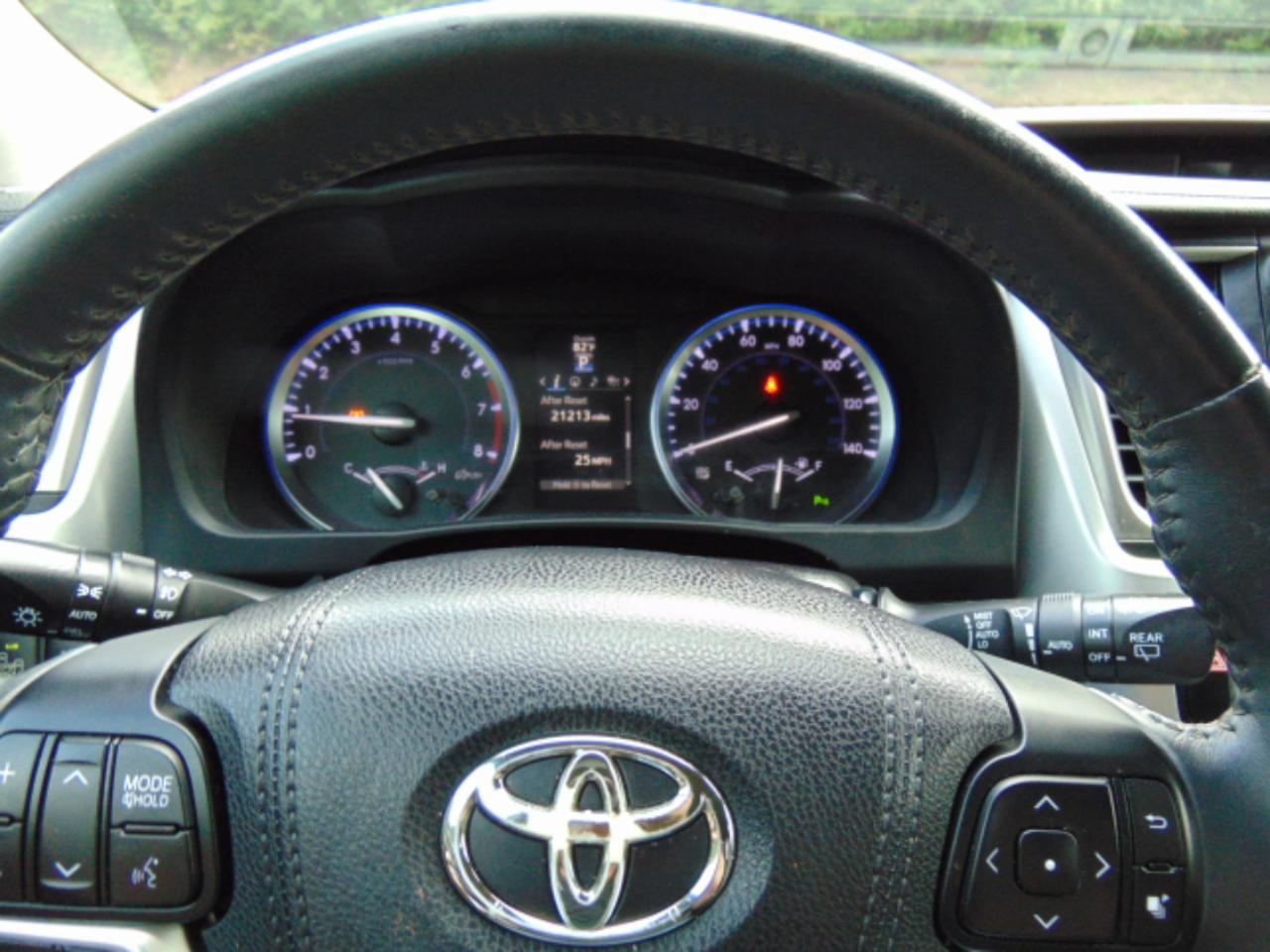 Toyota Highlander Limited FWD V6 2016