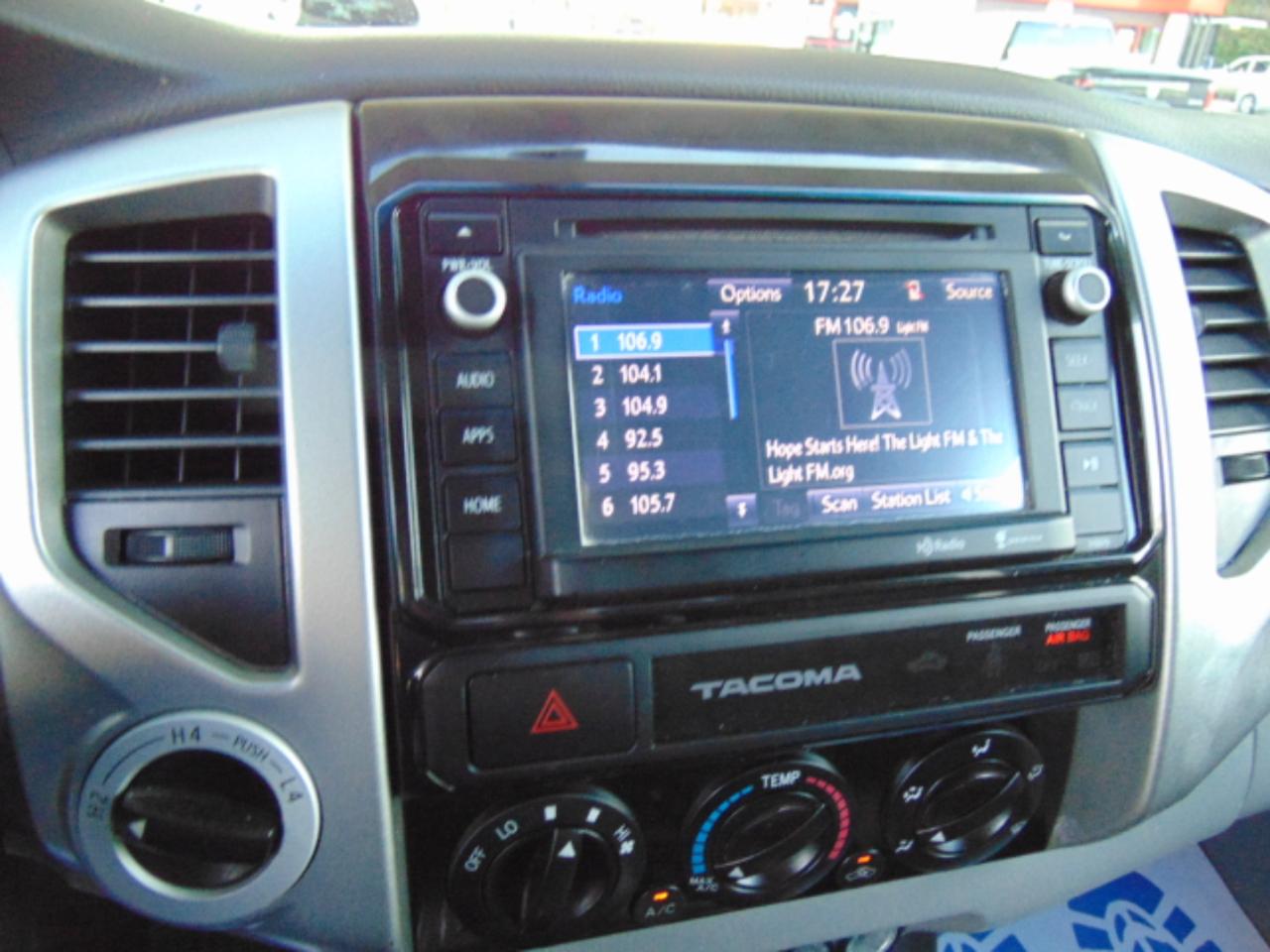 Toyota Tacoma  2015