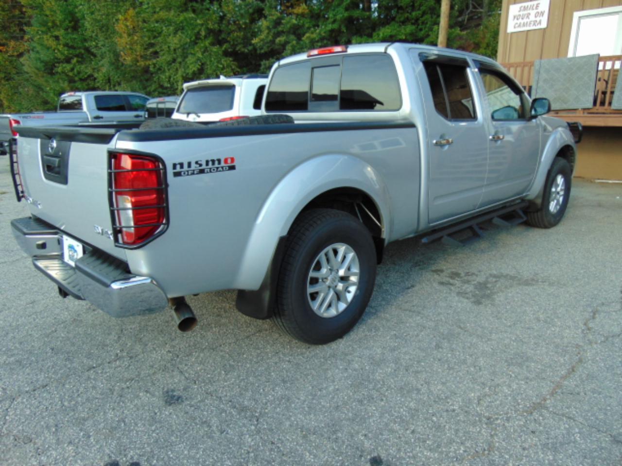 Nissan Frontier SV Crew Cab LWB 5AT 4WD 2016