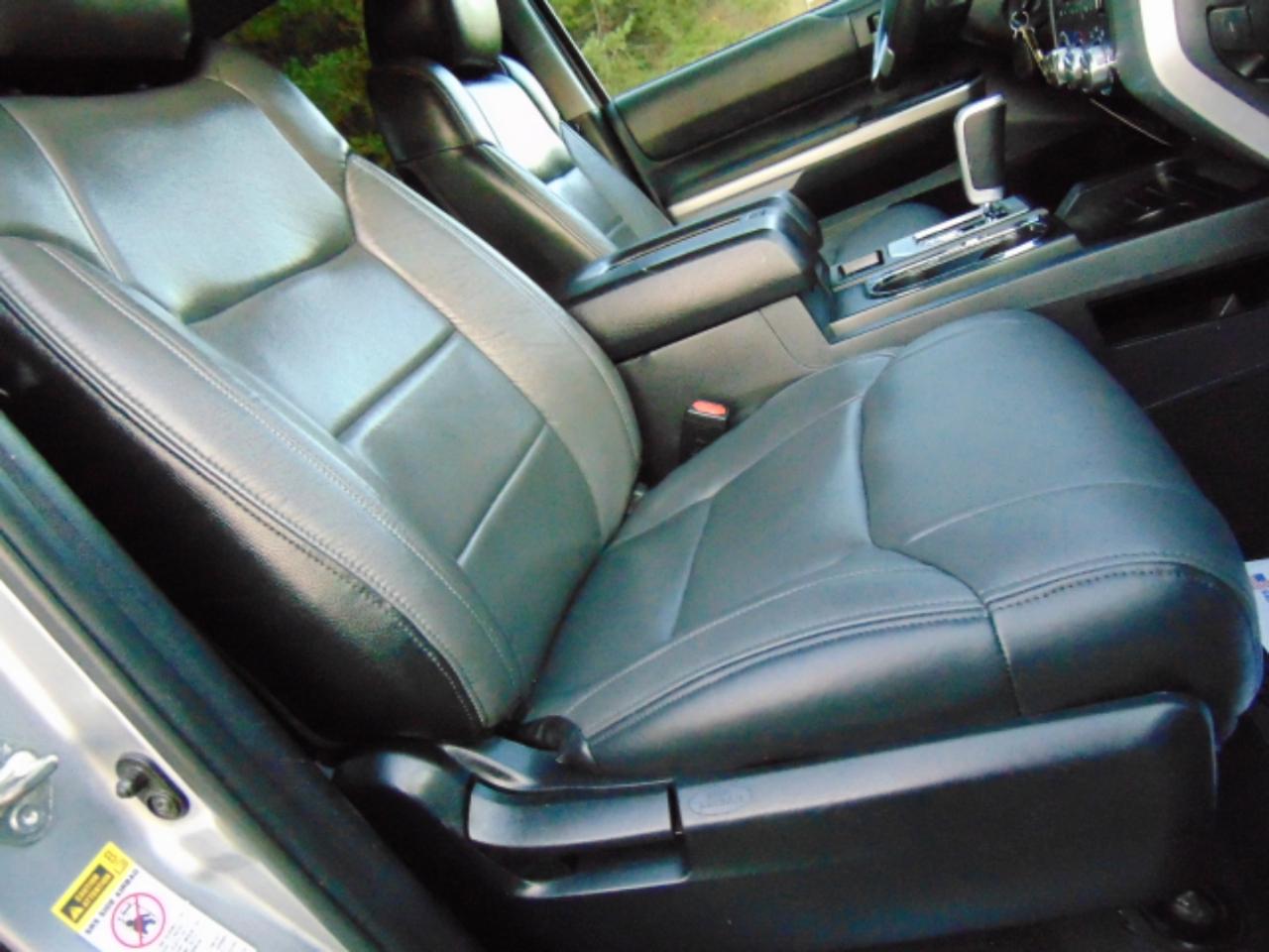 Toyota Tundra SR5 5.7L V8 FFV CrewMax 4WD 2016