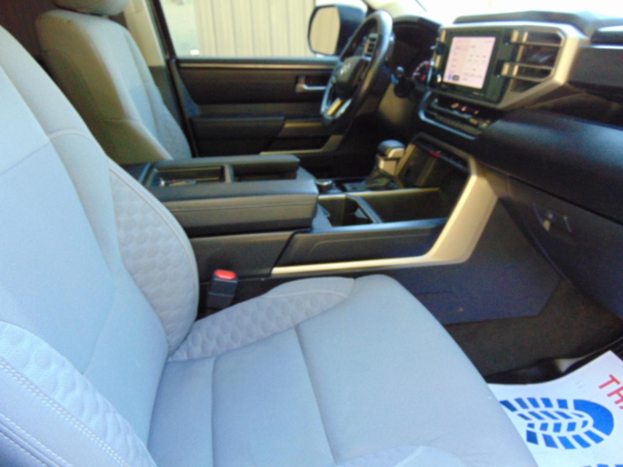 Toyota Tundra SR5 CrewMax 4WD Long Bed 2023