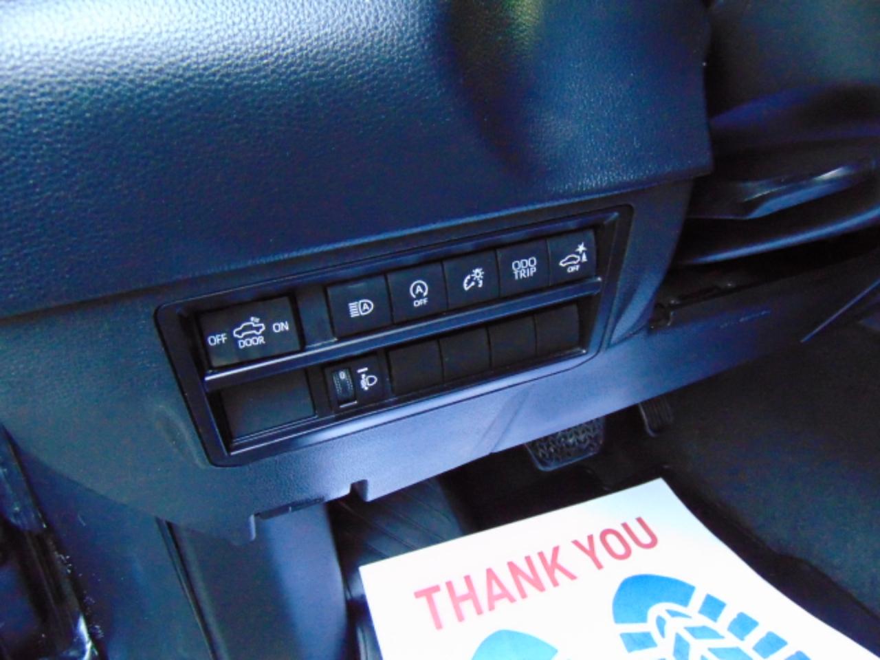 Toyota Tundra SR5 CrewMax 4WD Long Bed 2023