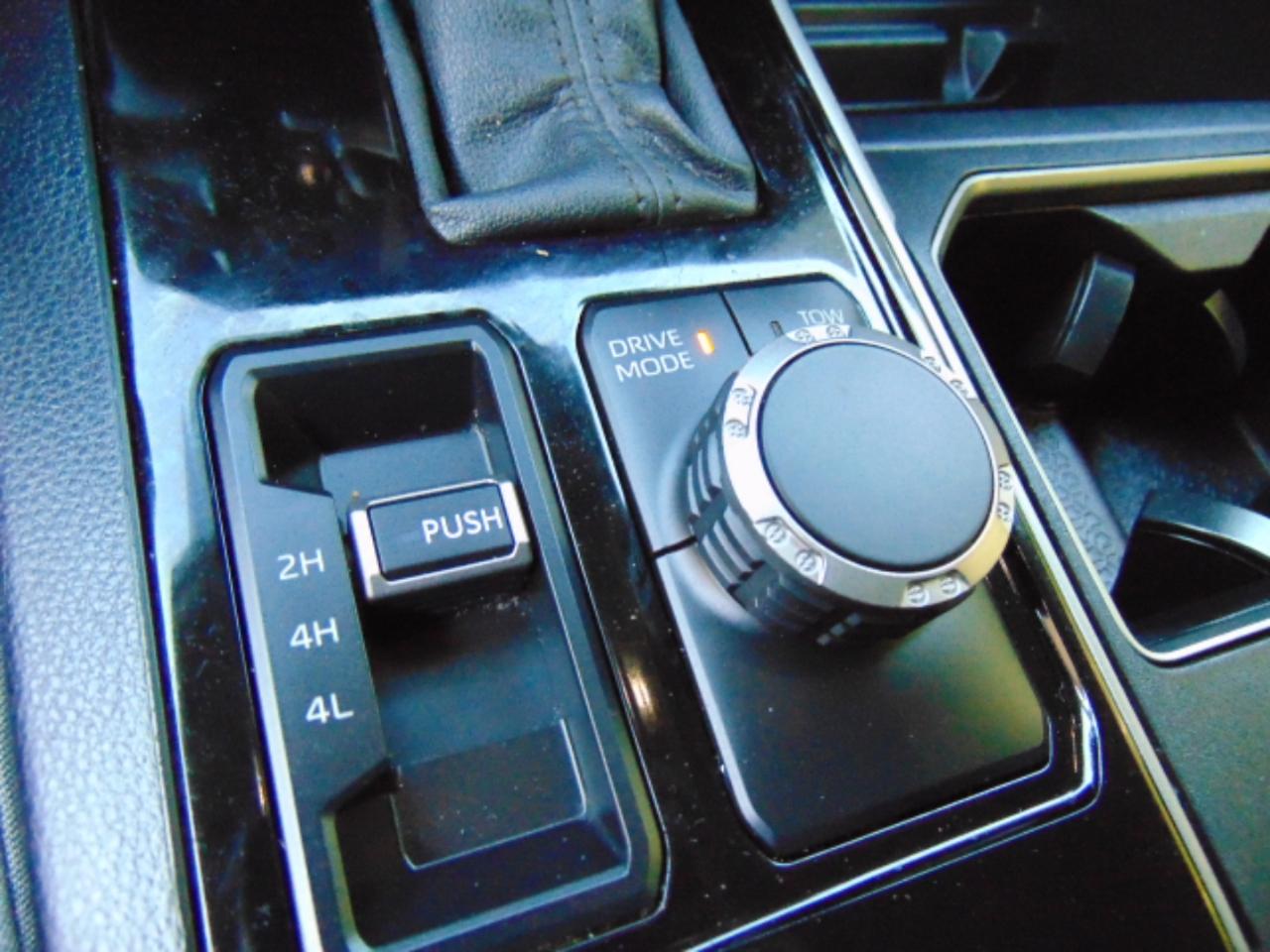 Toyota Tundra SR5 CrewMax 4WD Long Bed 2023