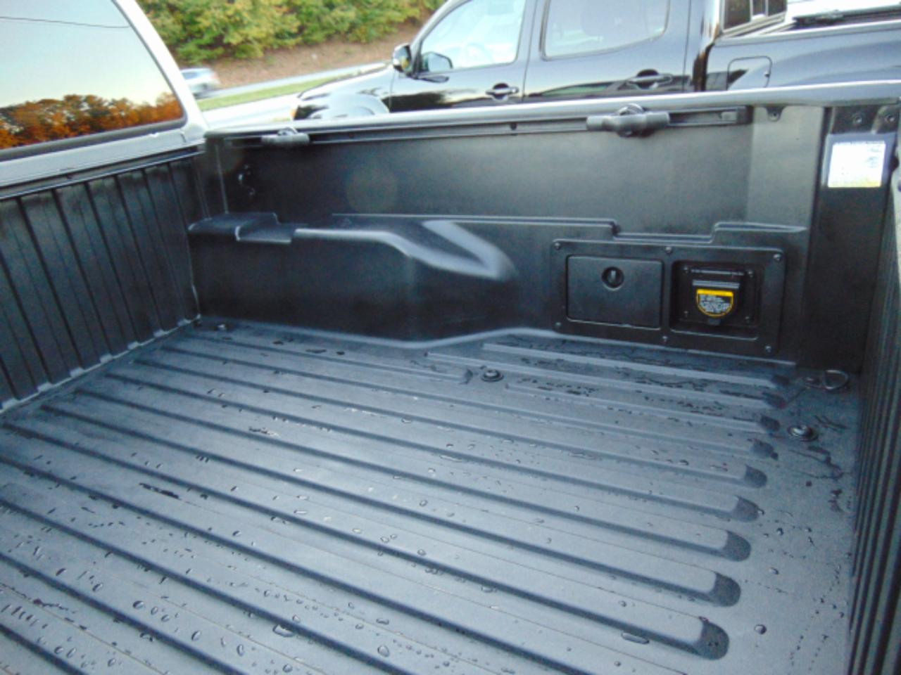 Toyota Tacoma Double Cab V6 5AT 4WD 2014