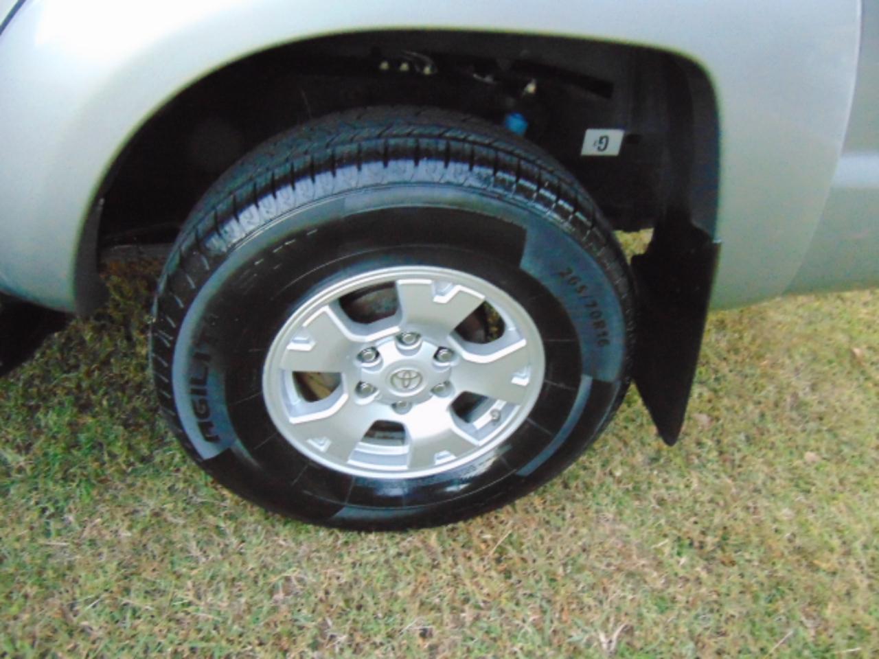 Toyota Tacoma Double Cab V6 5AT 4WD 2014