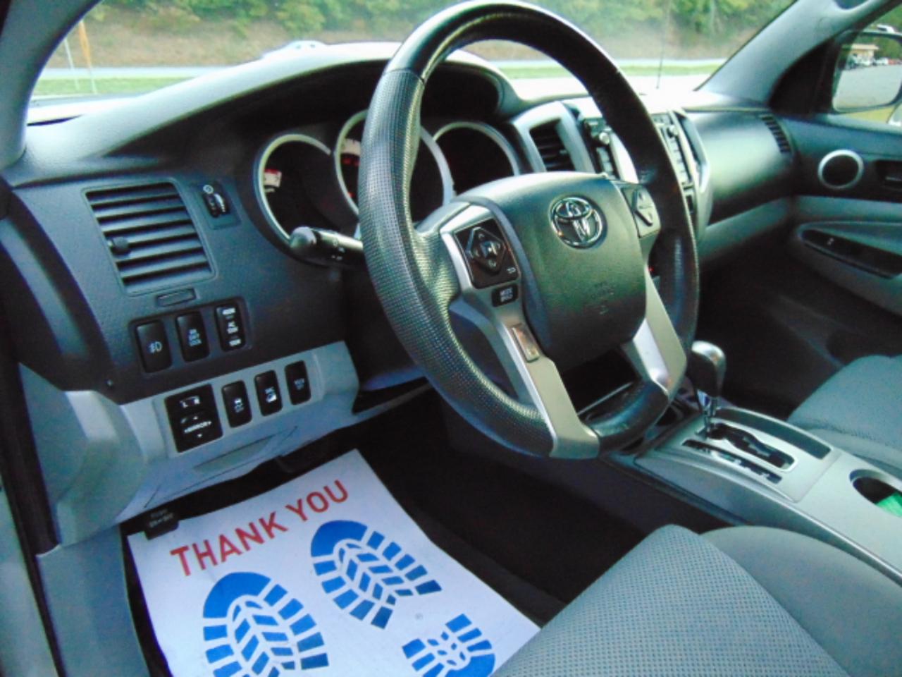 Toyota Tacoma Double Cab V6 5AT 4WD 2014