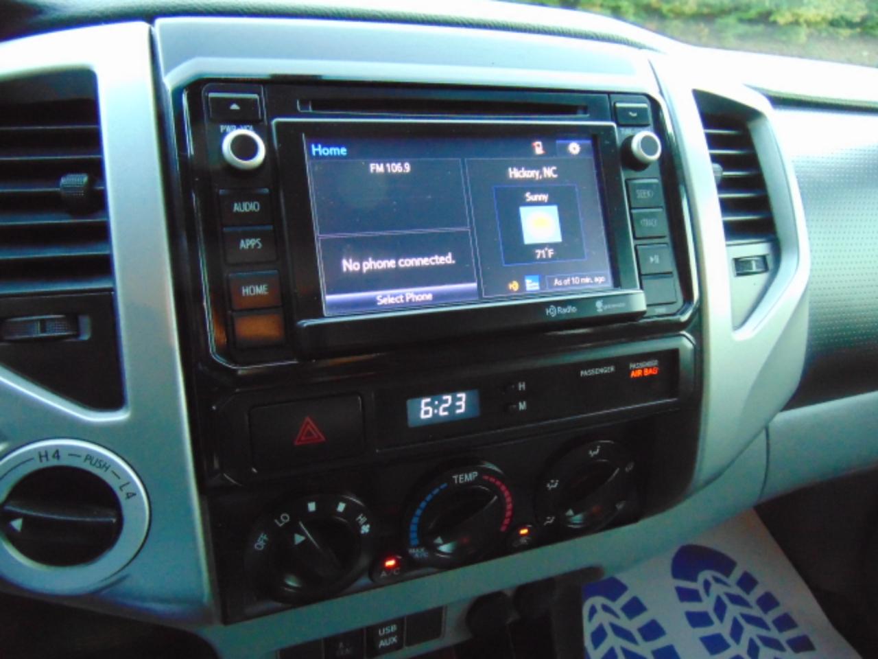 Toyota Tacoma Double Cab V6 5AT 4WD 2014