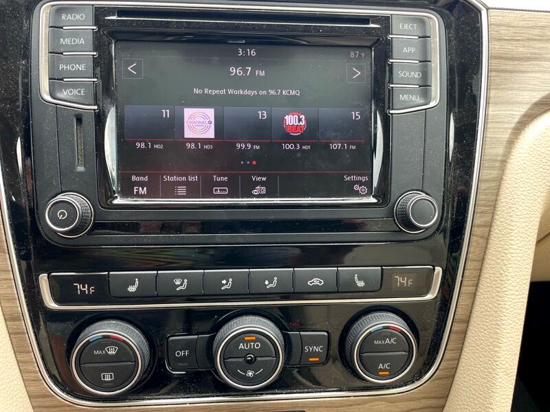 Volkswagen Passat SE 2018 Volkswagen Passat SE 2018