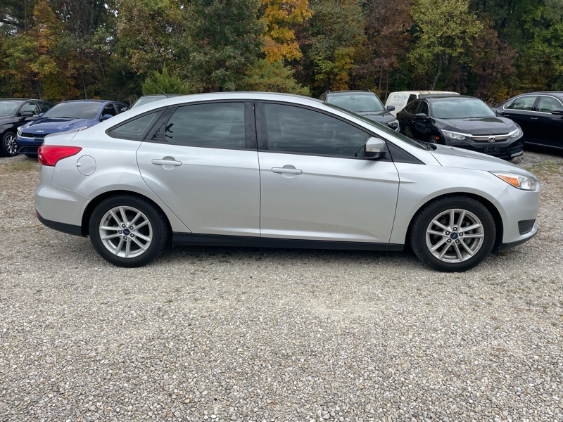 Ford Focus SE Sedan 2017 Ford Focus SE Sedan 2017
