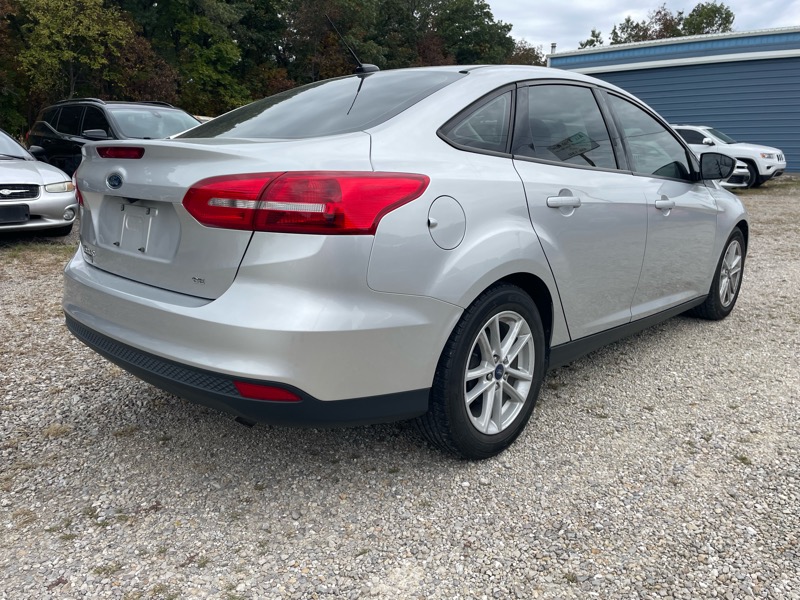 Ford Focus SE Sedan 2017 Ford Focus SE Sedan 2017
