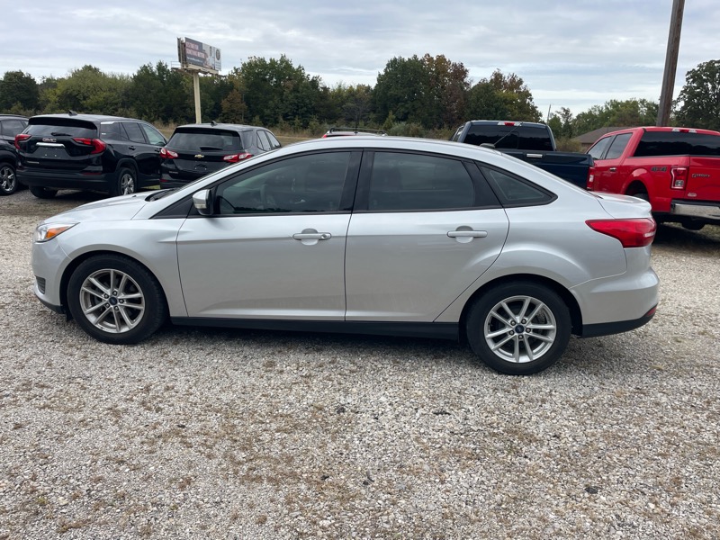 Ford Focus SE Sedan 2017 Ford Focus SE Sedan 2017