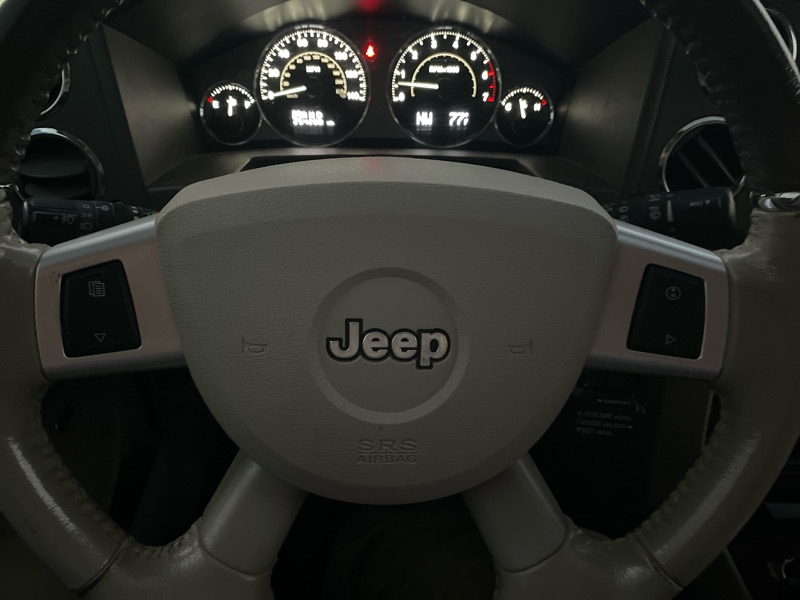 Jeep Commander Limited 4WD 2010