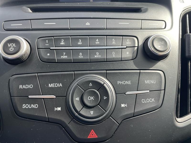 Ford Focus SE Hatch 2015