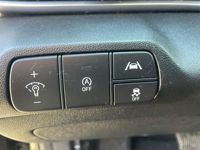 Hyundai Elantra SE 2023