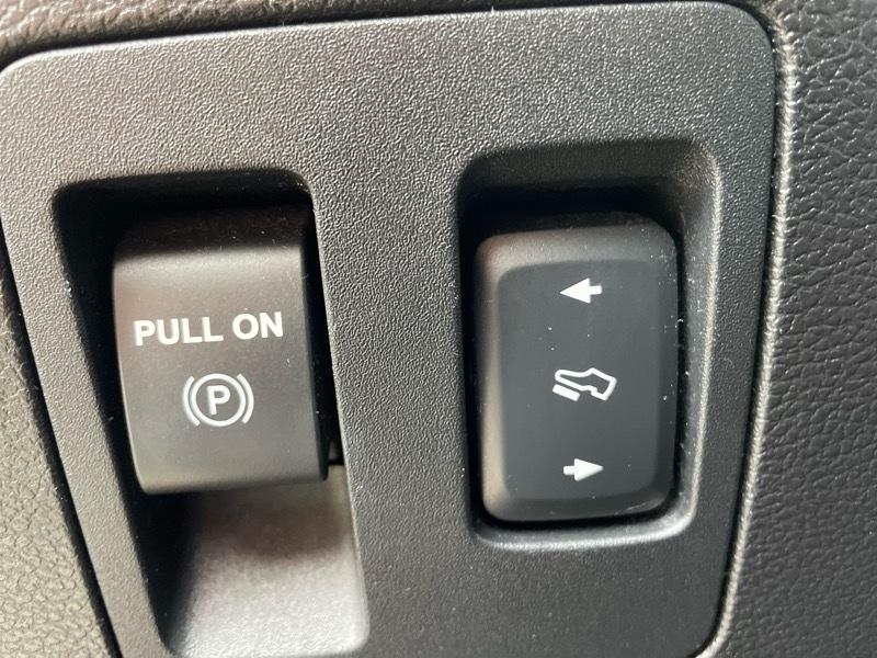 Ford F-150 XLT SuperCab Long Bed 4WD 2015