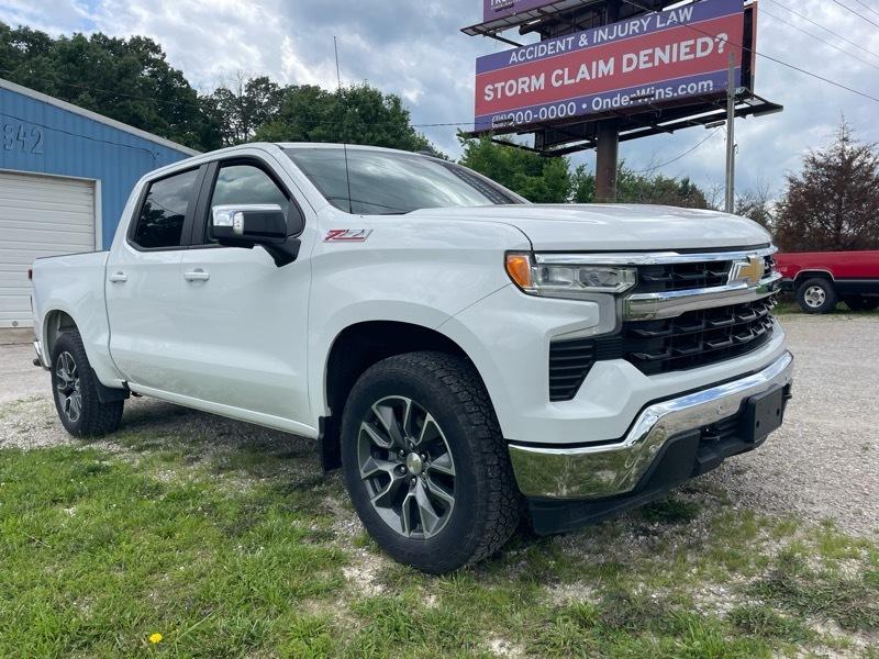 Chevrolet Silverado 1500 Z71 Crew Cab 4WD 2025