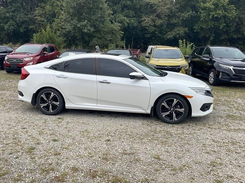 Honda Civic Touring 4D Sedan 2017