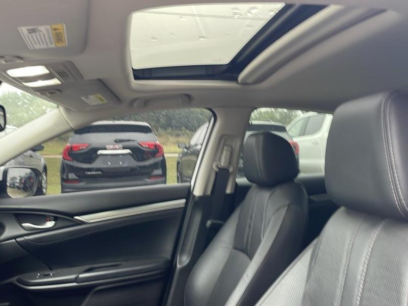 Honda Civic Touring 4D Sedan 2017