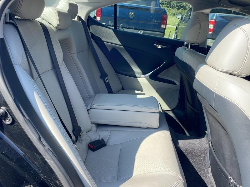 Lexus IS IS 250 AWD 2011
