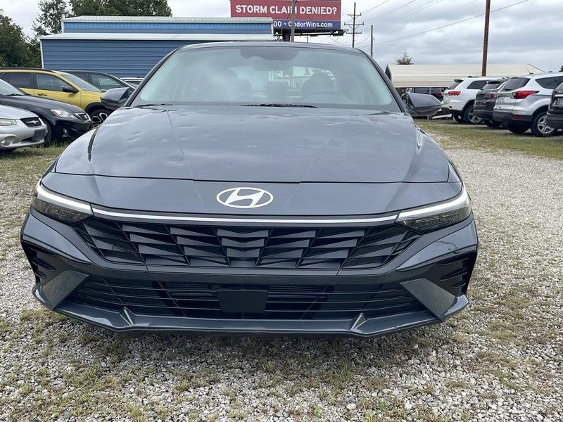 Hyundai Elantra Limited 2026
