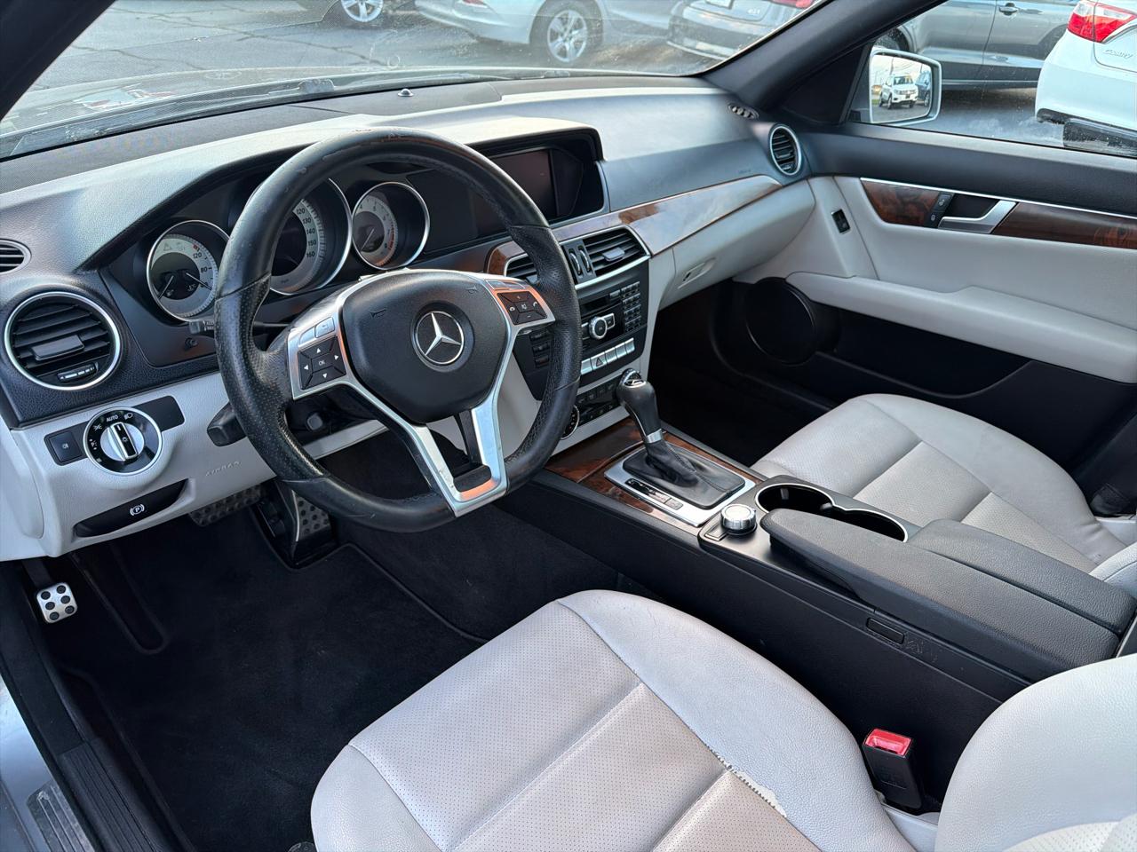 Mercedes-Benz C-Class 4dr Sdn C 350 Sport RWD 2012